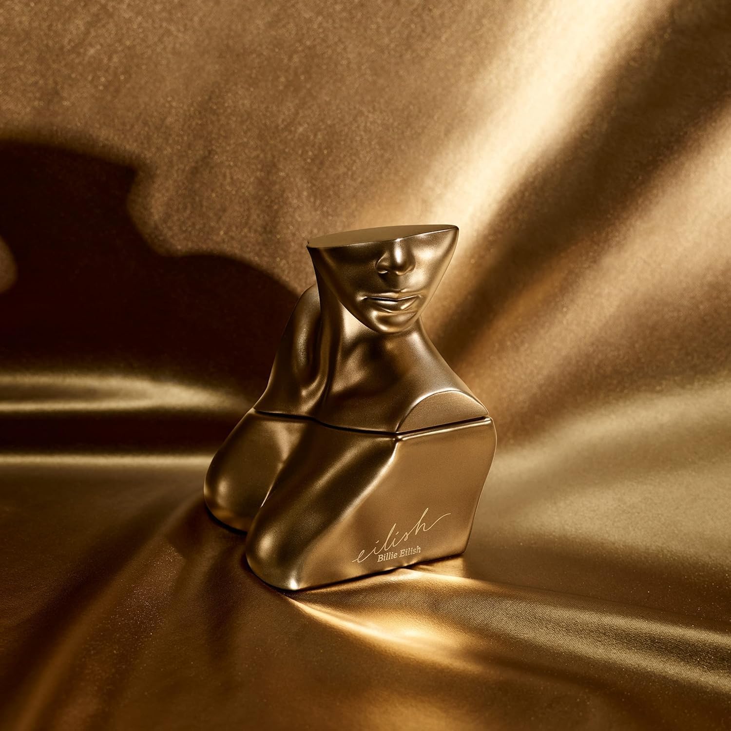 B. Eilish Gold Eau De Parfum 3 - Luxury Lifestyle Icon recension och pris