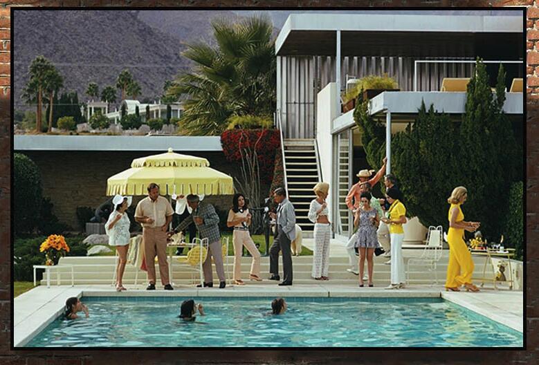 Retro Poolside Host Luxury Lif - Luxury Lifestyle Pictures recension och pris