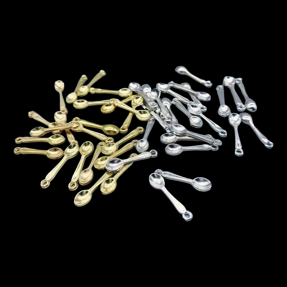 100pcs Small Spoon Charm Gold  - Gold Cutlery Flatware recension och pris