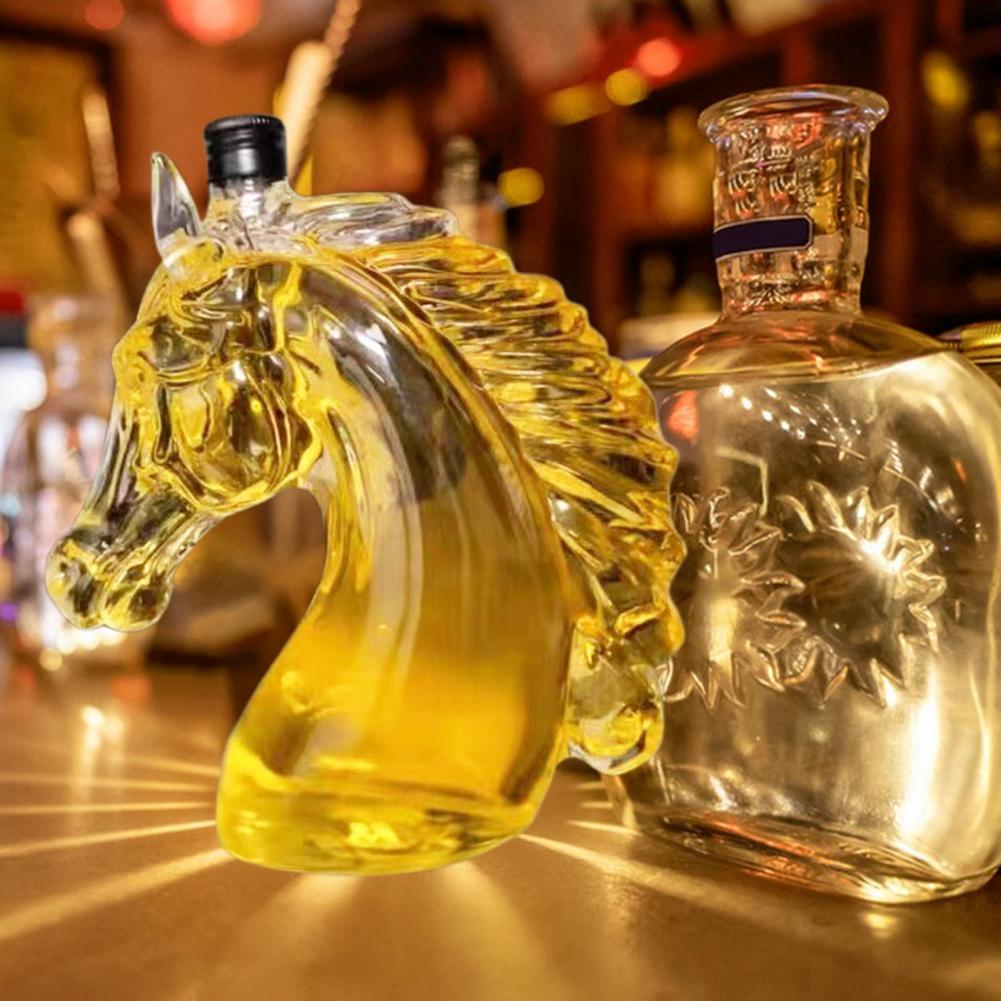 Whiskey Bottle Engraved Horse  - Glass Decanter Whiskey recension och pris