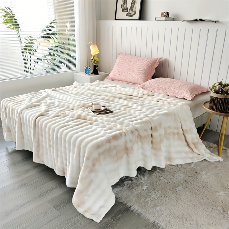 Luxurious Faux Rabbit Fur Bed  - Cashmere Throw Blanket recension och pris